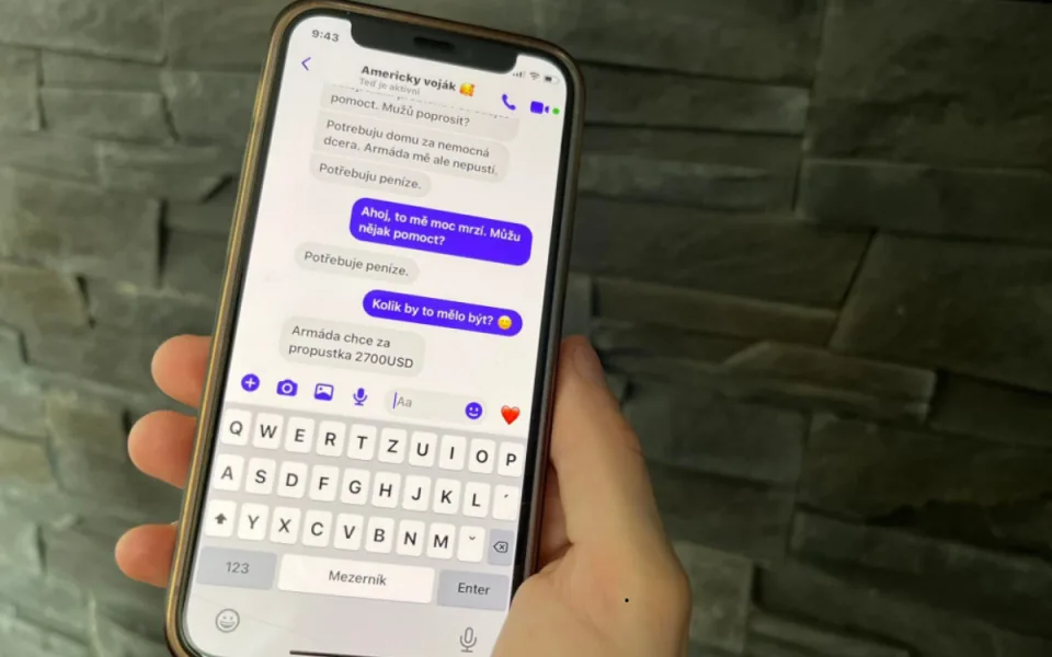 Policie varuje před nárůstem podvodů. Jak mohou on-line finty vypadat?
