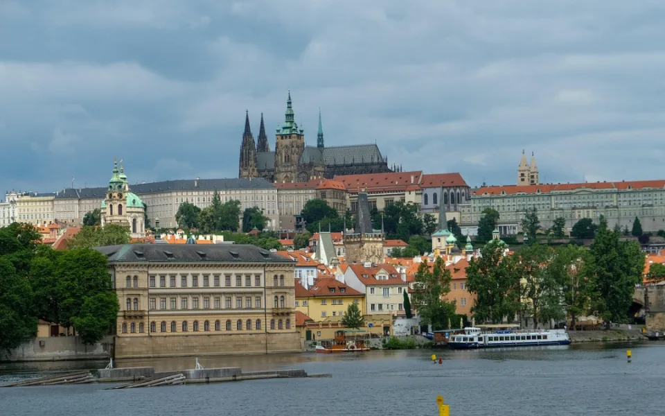 Pražský hrad navštívilo loni nejvíc návštěvníků v historii
