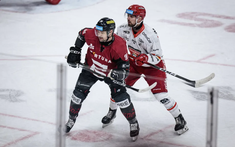 Hokejisté Sparty prohráli s Hradcem po nájezdech