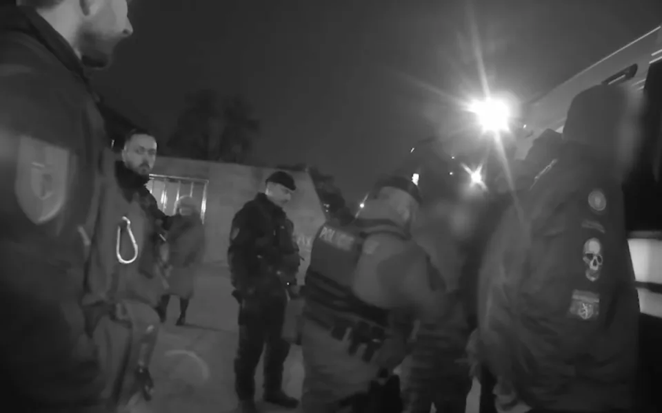 Útočníky zadržela policie.