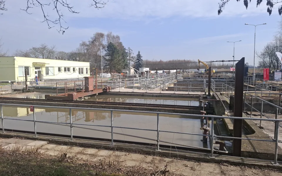 Kbelská čistírna je na hranici kapacity, za 380 milionů ji rozšiřují
