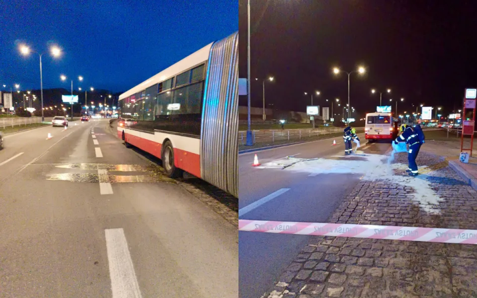 Kyselinu musí odstranit hasiči.