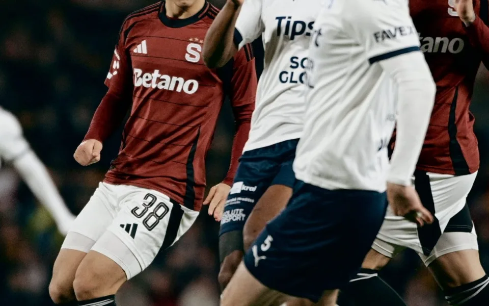 Fotbalisté Sparty porazili Slovácko 5:2 a ukončili sérii tří porážek
