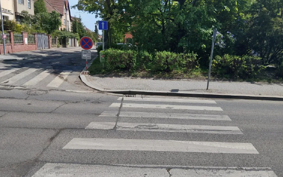 Neviděli jste nehodu v ulici Karlštejnská?