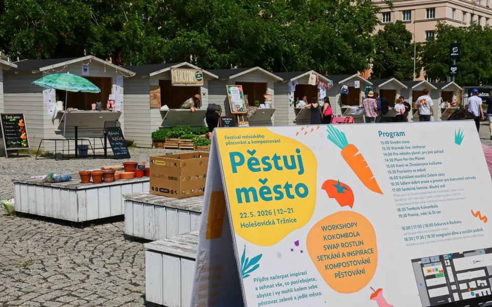 Moderní kompostéry i práce pro lidi se schizofrenií. Festival Pěstuj město ukázal, jak udržitelná řešení předbíhají současnou legislativu
