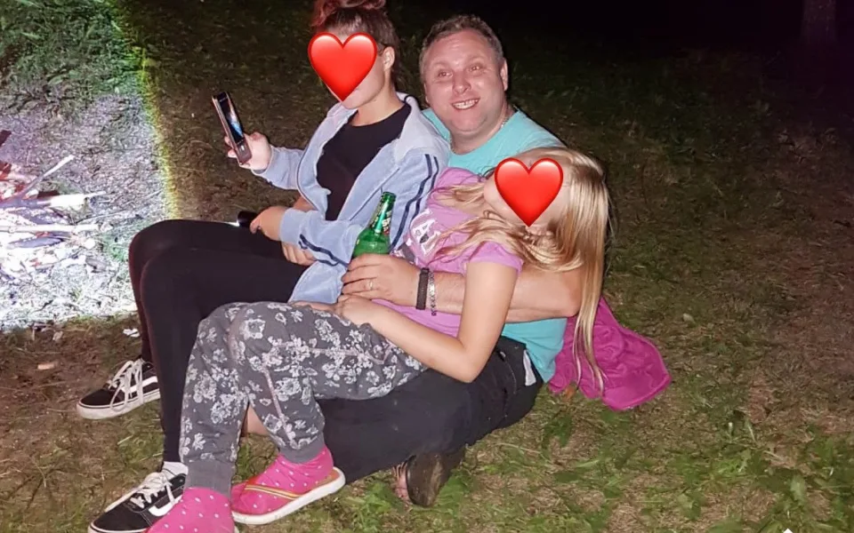 Po Přemkovi zůstaly dvě dcery.