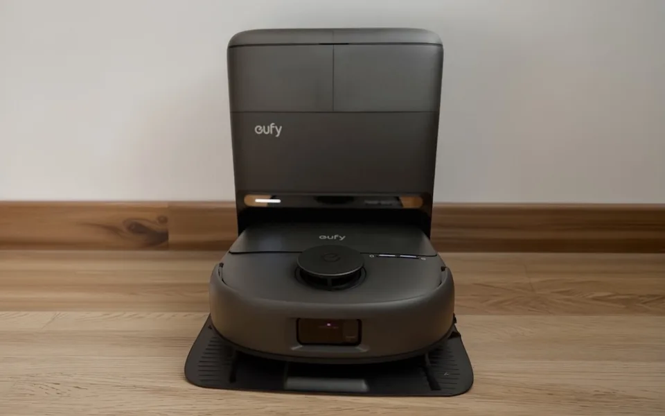 Multifunkční robot eufy Omni C28 zajistí domácí úklid bez starostí