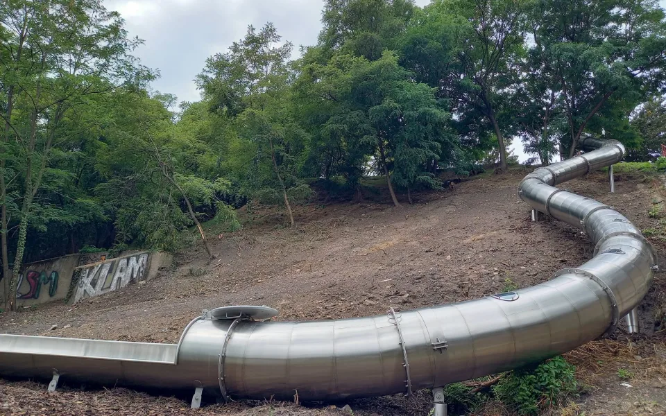 Otevře nejdelší klouzačka v Praze. Na 40metrový kolos za 4 miliony mohou i dospělí